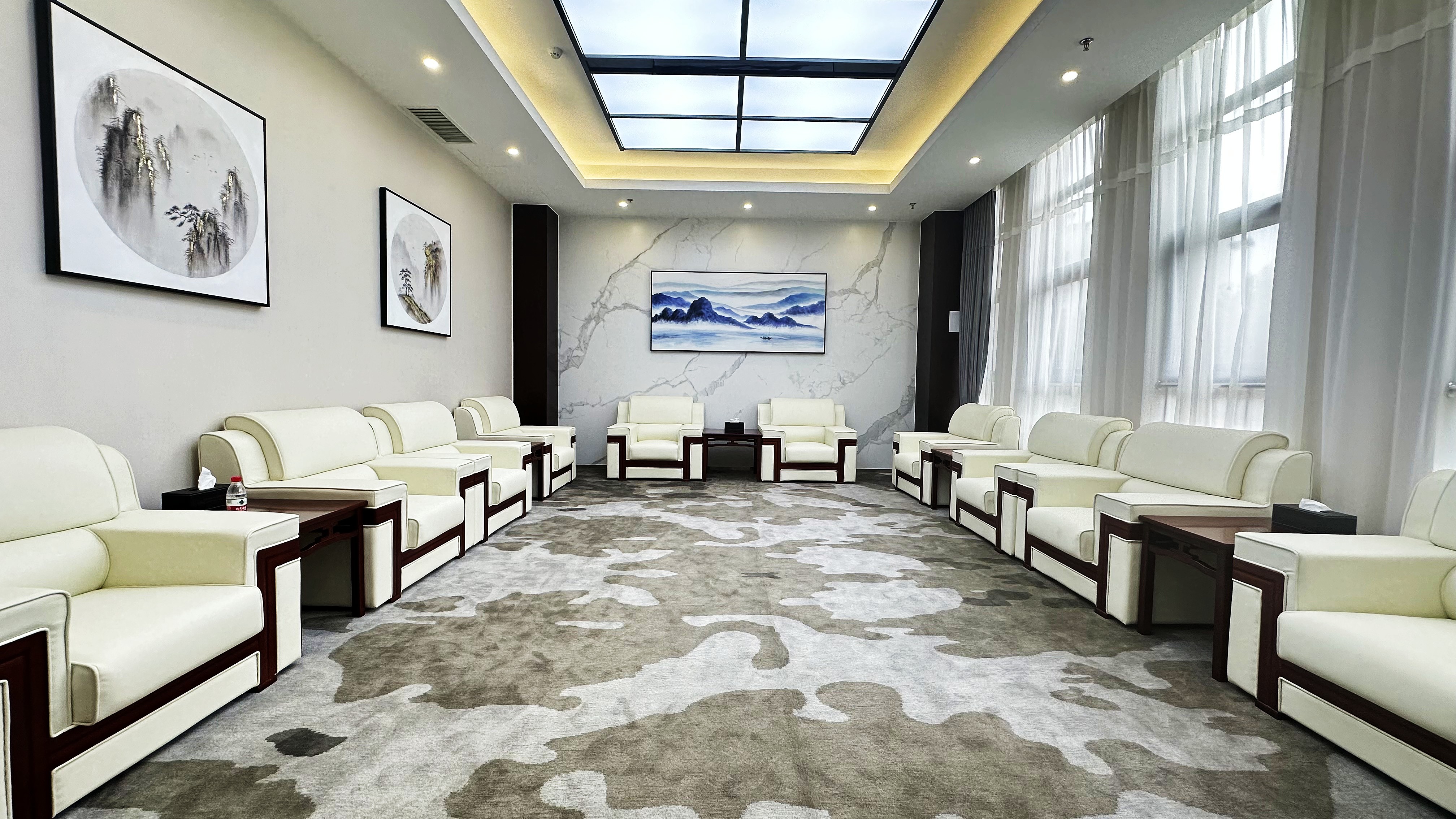 看多功能新媒體會議室如何一步到位！